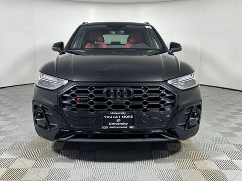 Used 2023 Audi SQ5 Premium Plus w/ Premium Plus Package AWD/4WD image 2