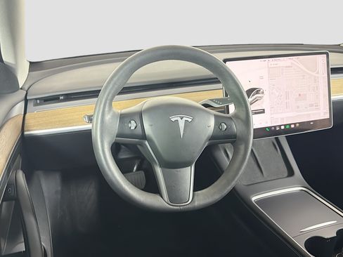 Used 2023 Tesla Model 3 Standard Range RWD image 17