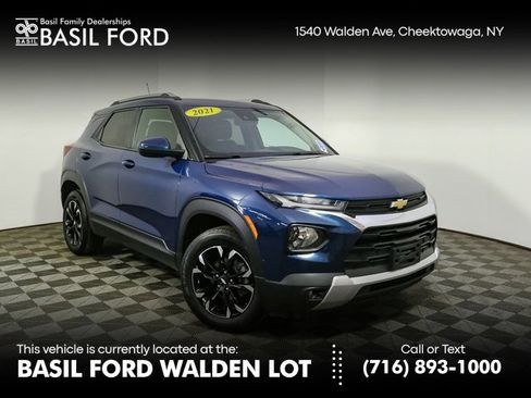 Used 2021 Chevrolet TrailBlazer LT w/ Convenience Package image 1