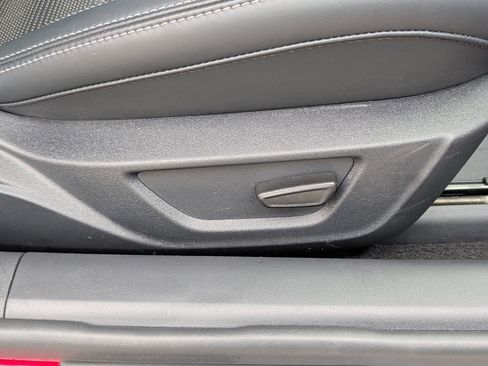 Used 2025 Ford Mustang GT Premium RWD image 25