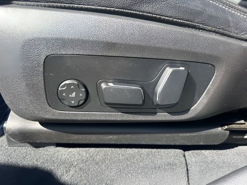 Used 2024 BMW X4 xDrive30i image 10