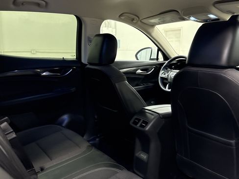 Used 2023 Buick Envision Preferred image 19