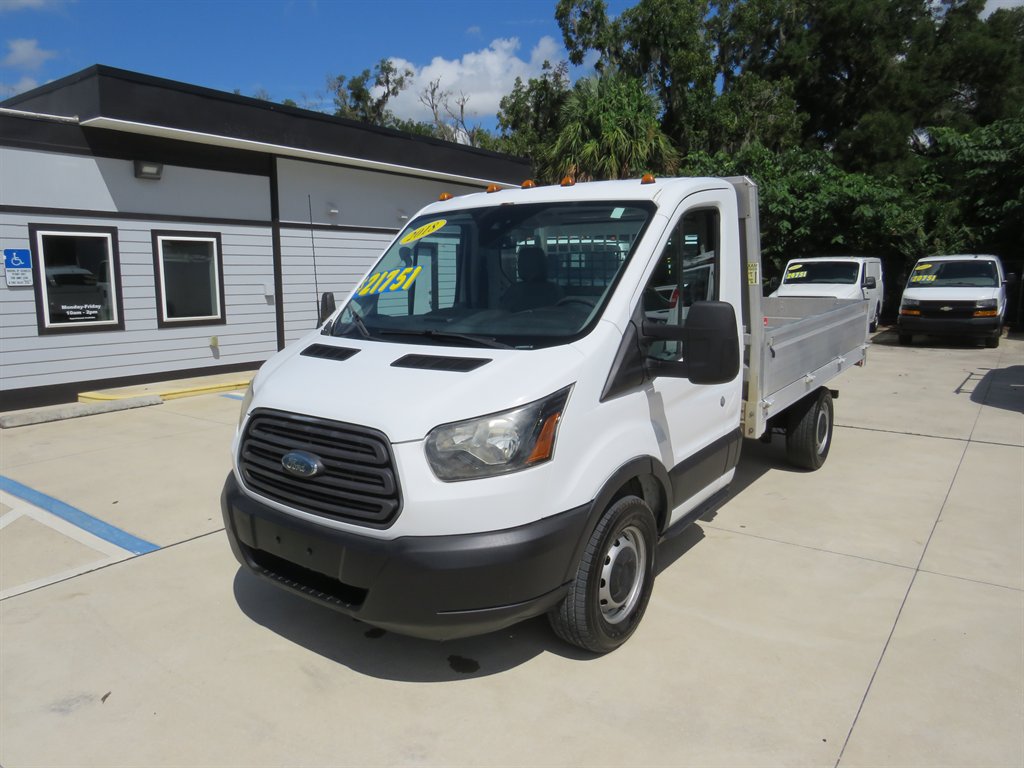 Used 2018 Ford Transit 250 138 RWD image 3