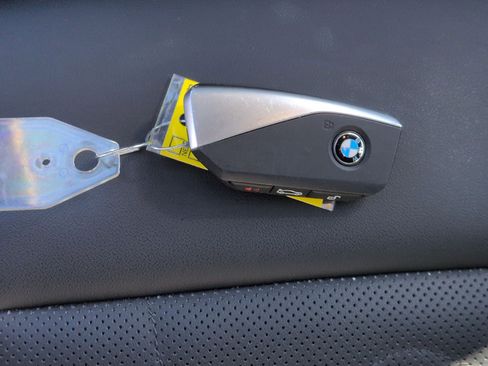 Used 2025 BMW X1 xDrive28i w/ Convenience Package image 33