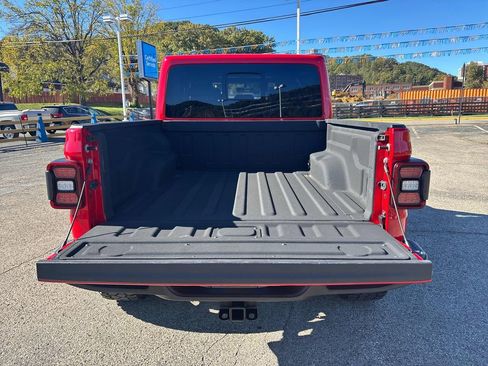 Used 2021 Jeep Gladiator Overland w/ Popular Equipment Package image 50