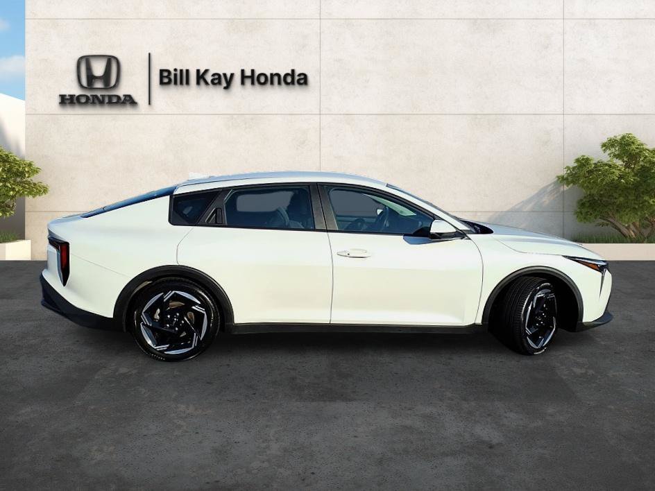Used 2025 Kia K4 EX FWD image 2