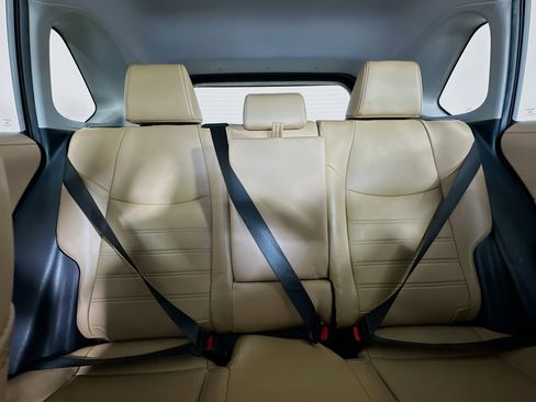 Used 2023 Toyota RAV4 XLE Premium FWD image 30