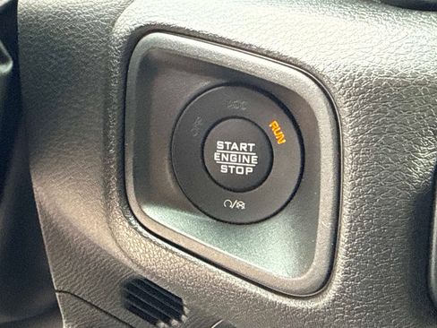 Certified 2025 Jeep Wrangler Unlimited Sport AWD/4WD image 29