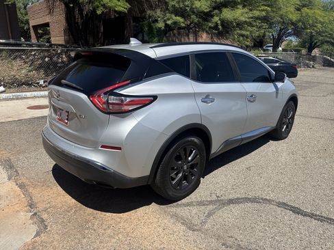 Used 2017 Nissan Murano SV w/ Premium Plus Package FWD image 7