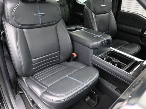 Used 2025 Ford F350 Platinum image 42