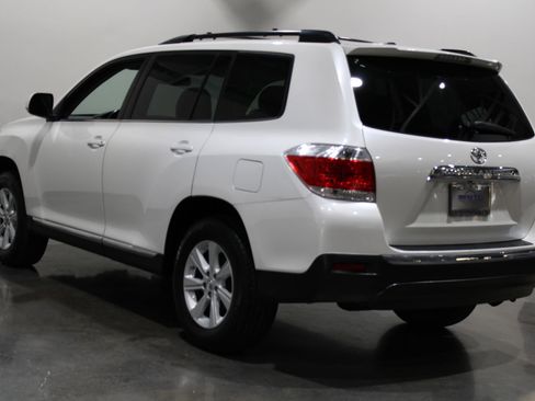 Used 2012 Toyota Highlander image 8