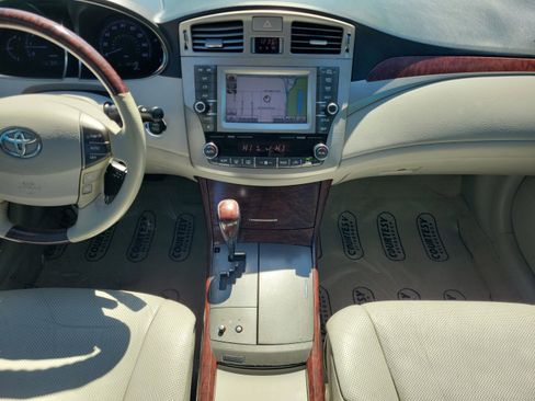 Used 2012 Toyota Avalon Limited image 14