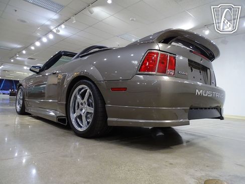 Used 2002 Ford Mustang GT image 11