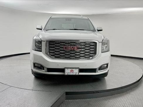 Used 2020 GMC Yukon Denali w/ Open Road Package AWD/4WD image 12
