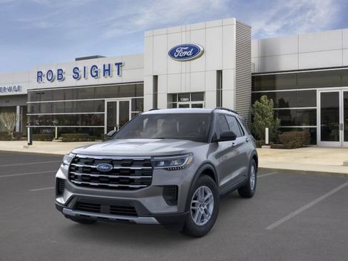 New 2026 Ford Explorer Active image 2