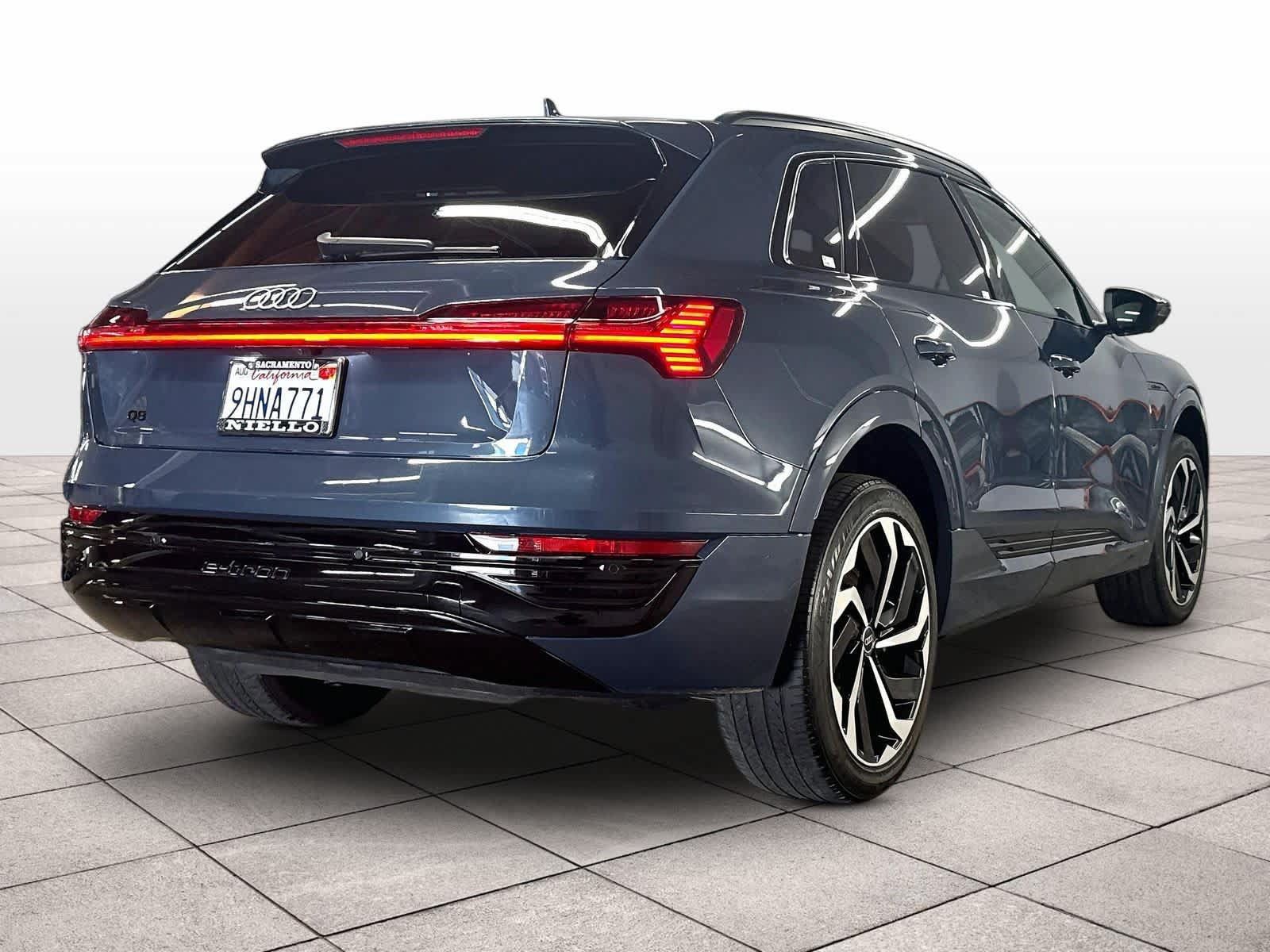 Used 2024 Audi Q8 e-tron Premium Plus w/ Premium Plus Package AWD/4WD image 14