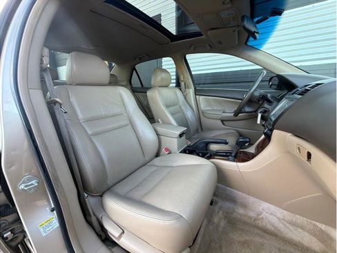 Used 2007 Honda Accord EX-L image 19