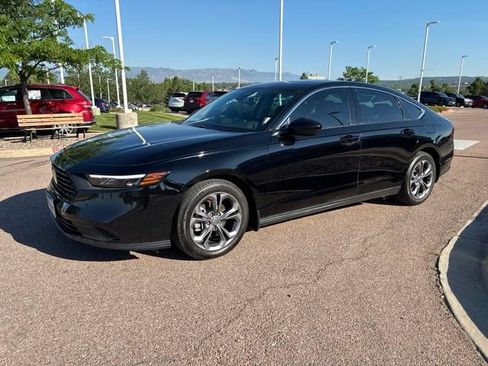 Certified 2023 Honda Accord EX image 3