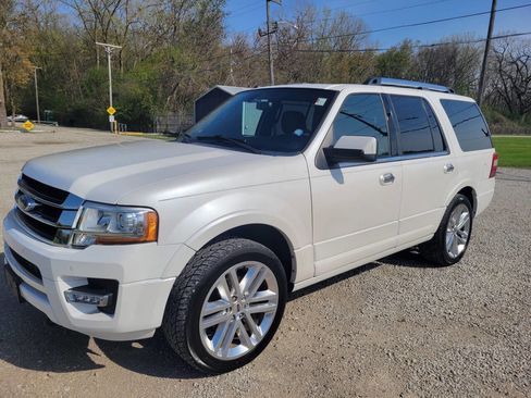 Used 2017 Ford Expedition Limited w/ Equipment Group 301A image 3