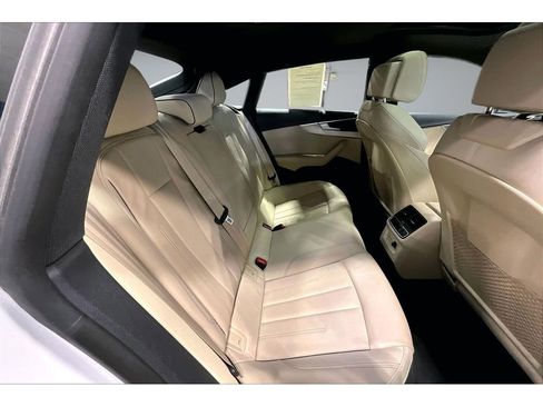 Used 2025 Audi A5 2.0T Premium Plus image 29