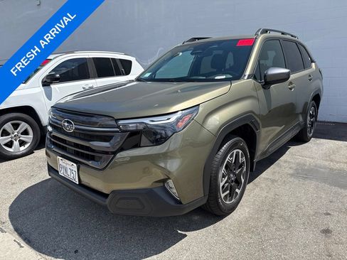 Certified 2026 Subaru Forester Premium AWD/4WD image 1