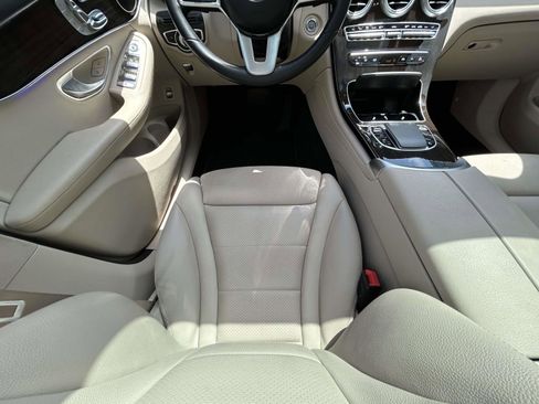 Used 2022 Mercedes-Benz GLC 300 image 14