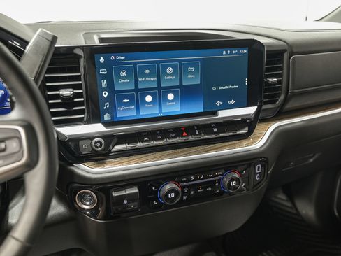 Used 2025 Chevrolet Silverado 1500 LT AWD/4WD image 21