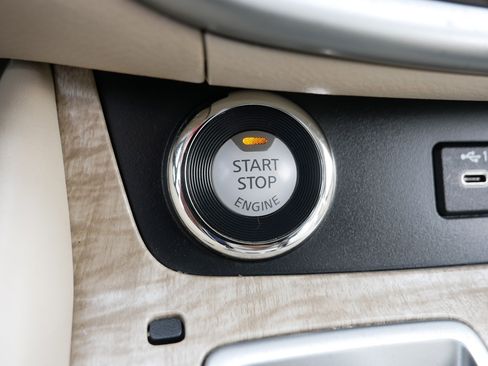 Used 2019 Nissan Murano SL image 29