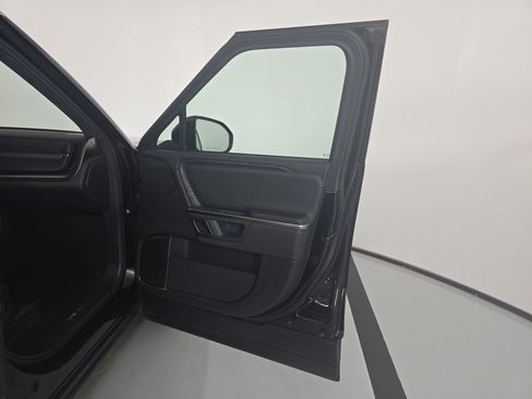 Used 2024 Rivian R1S Adventure AWD/4WD image 18