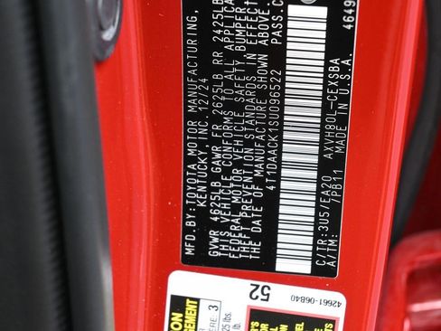 Used 2025 Toyota Camry SE w/ Multimedia Upgrade Package image 17