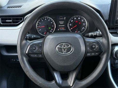 Used 2020 Toyota RAV4 XLE image 11