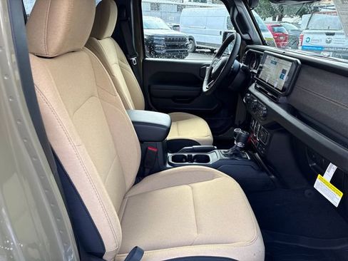 New 2026 Jeep Gladiator Sport image 9