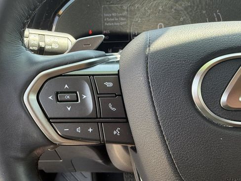 Used 2024 Lexus NX 250 FWD image 17