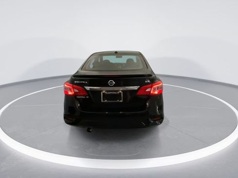 Used 2019 Nissan Sentra SR FWD image 5