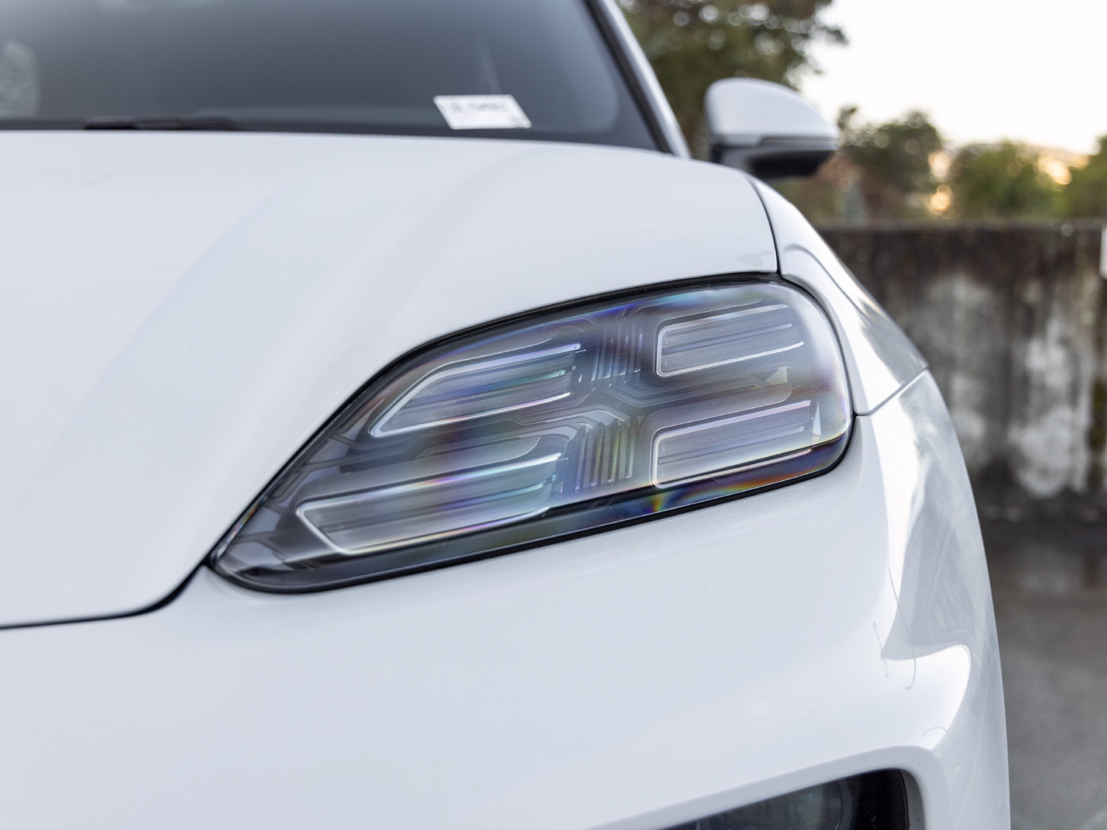 Certified 2025 Porsche Macan 4S Electric AWD/4WD image 16