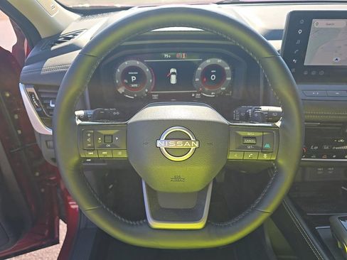 Certified 2026 Nissan Rogue Platinum w/ Platinum Premium Package AWD/4WD image 11