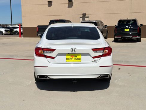 Used 2020 Honda Accord Sport image 9