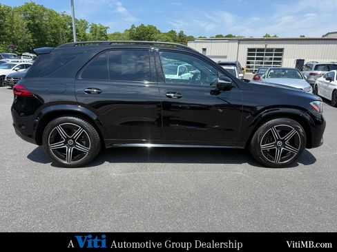 Certified 2025 Mercedes-Benz GLE 350 4MATIC w/ AMG Line Exterior image 9