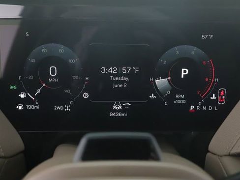 Used 2026 GMC Yukon Denali w/ Denali Reserve Package AWD/4WD image 23