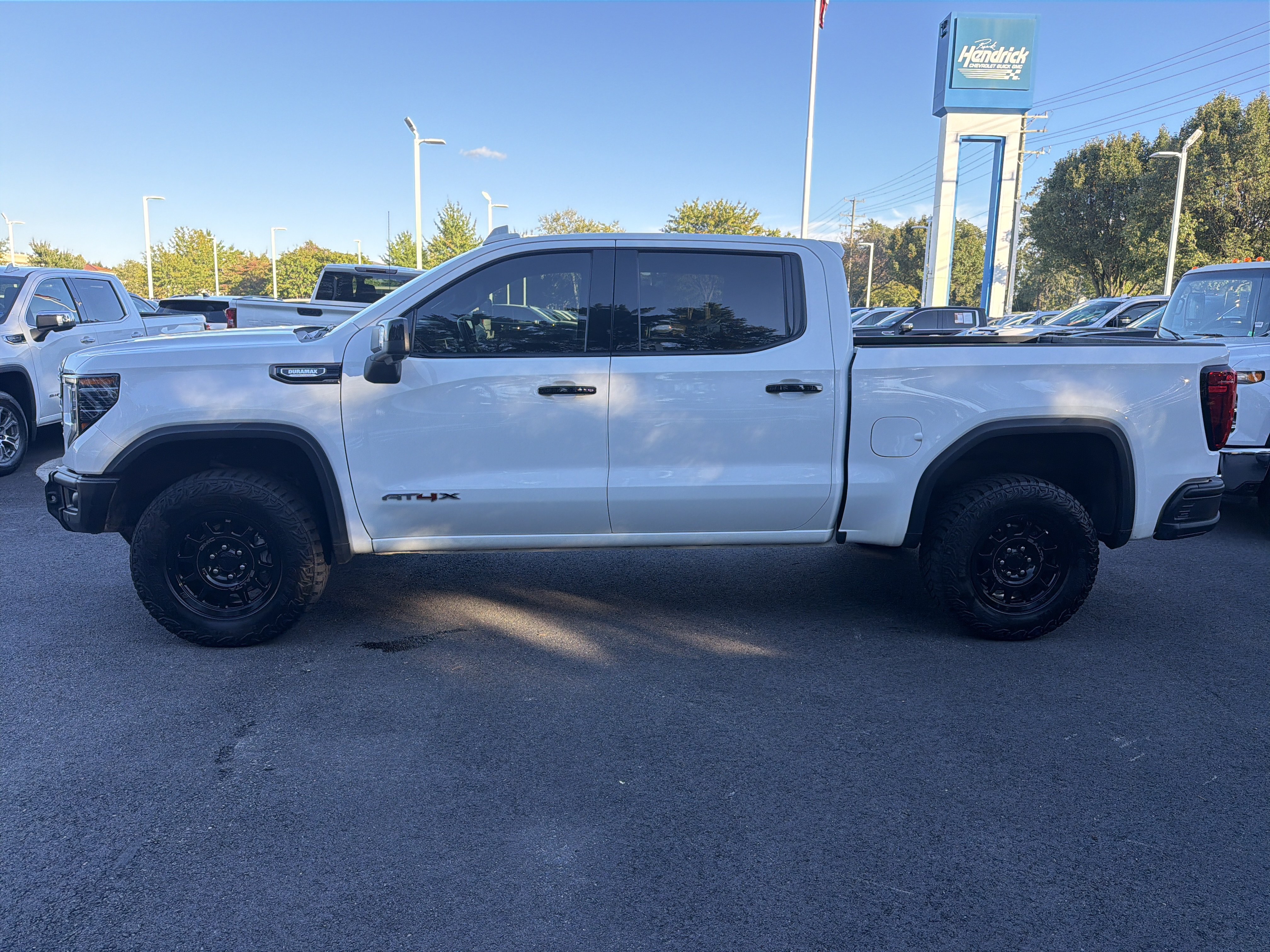 Used 2024 GMC Sierra 1500 AT4X w/ AT4X AEV Edition AWD/4WD image 7