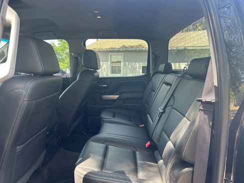 Used 2017 Chevrolet Silverado 1500 LT w/ All Star Edition AWD/4WD image 8