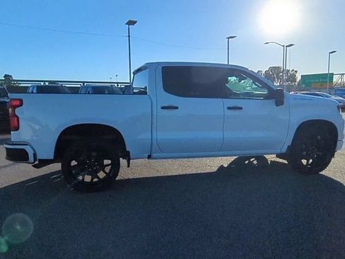 Used 2022 Chevrolet Silverado 1500 Custom RWD image 8