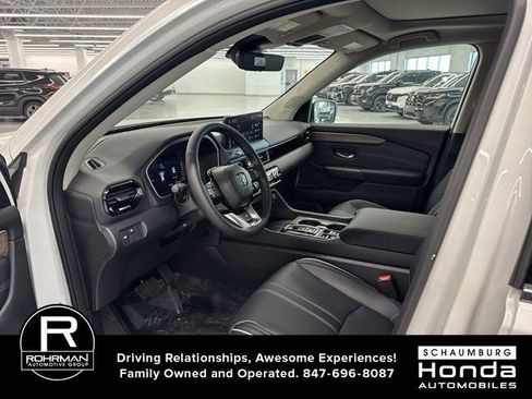 New 2026 Honda Pilot Elite image 5