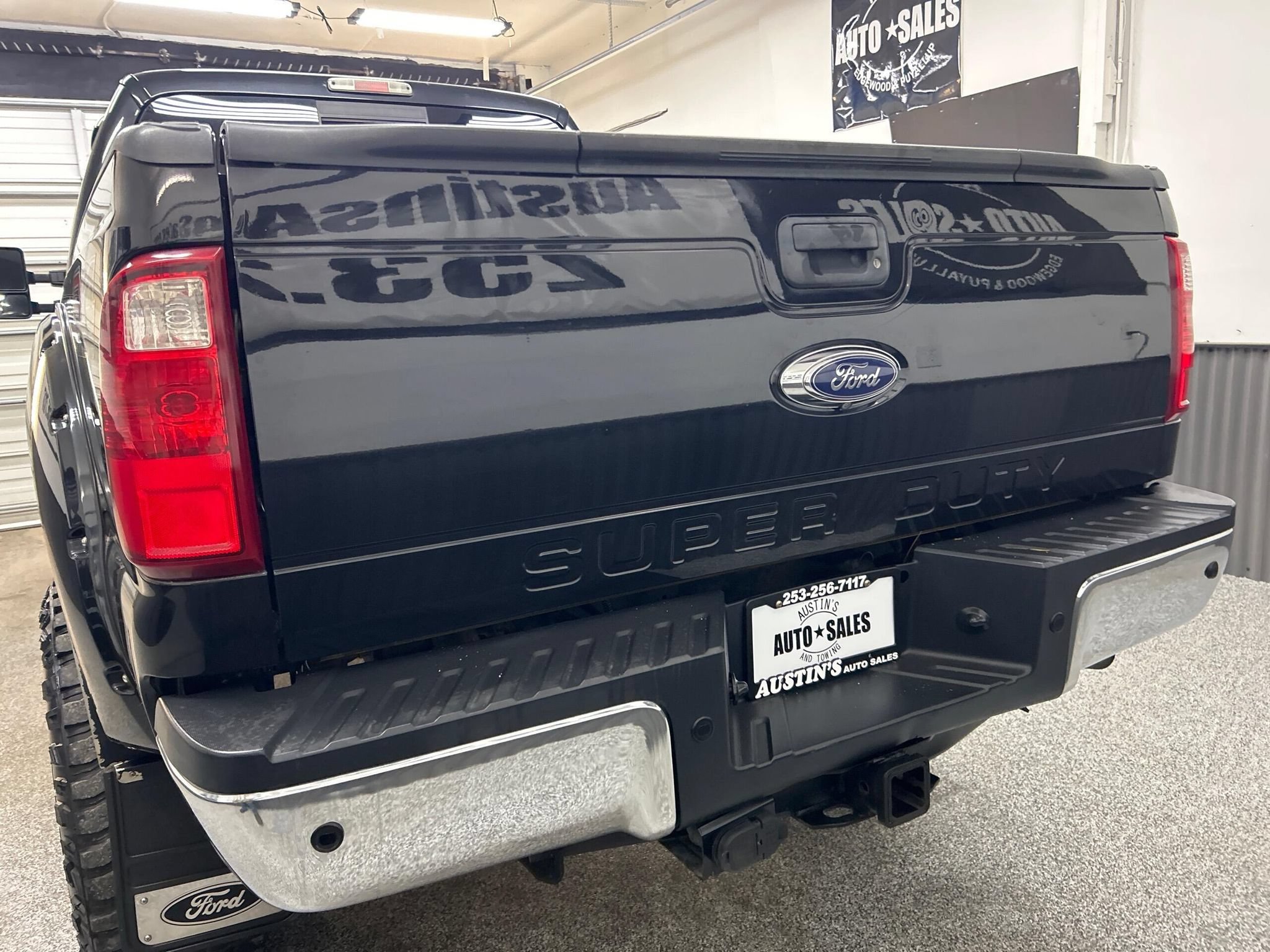Used 2015 Ford F350 Lariat w/ Lariat Ultimate Package AWD/4WD image 5