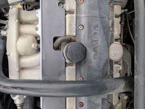 Used 2004 Volvo XC70 image 29