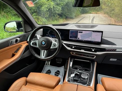 Used 2024 BMW X5 M60i AWD/4WD image 28