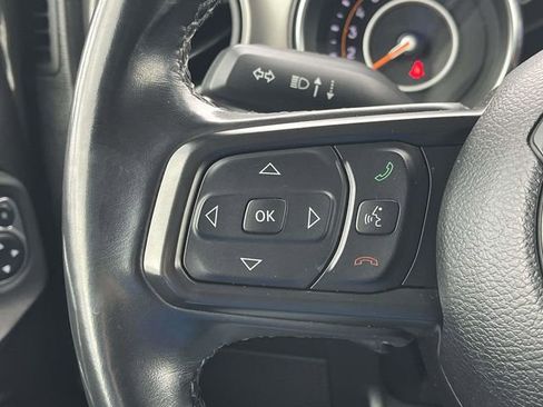 Used 2022 Jeep Gladiator Sport image 26