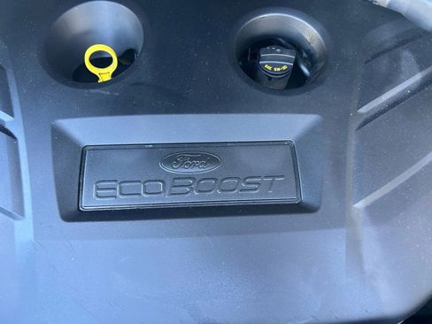 Used 2019 Ford Escape Titanium image 31