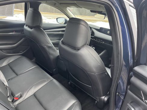 Used 2020 MAZDA MAZDA3 Select 4dr Sedan image 27