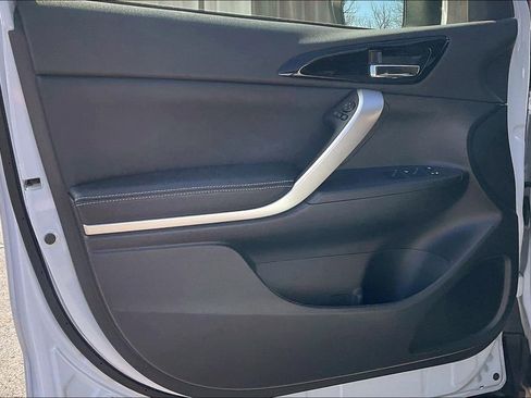 Used 2024 Mitsubishi Eclipse Cross SE image 22